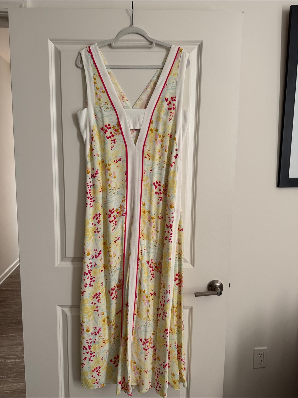 Reiss Eliza Buttercup Print Midi Dress - Picture 2 of 5